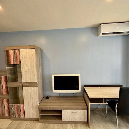 Joy Station Appartment 2 Sofia Bagian luar foto